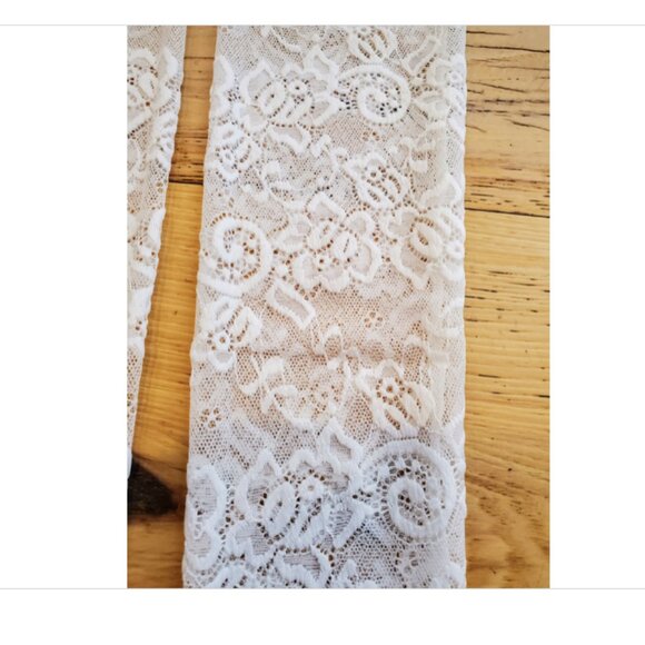 NWT Long Lace Fingerless Gloves - Picture 6 of 6